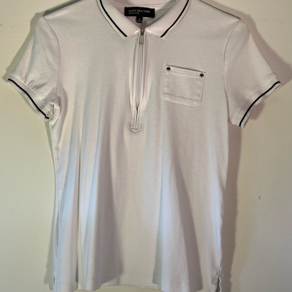Jones New York golf shirt white with black trim